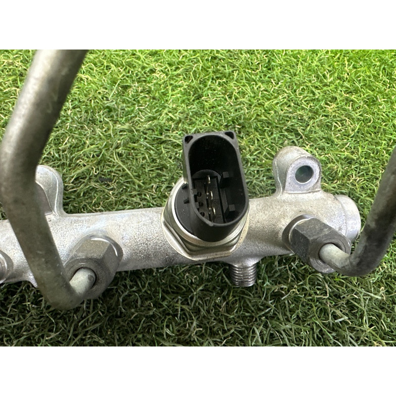 Топливная рампа (топливная система) AUDI Q7 4L 2011 3.0 CATA 059130089AM