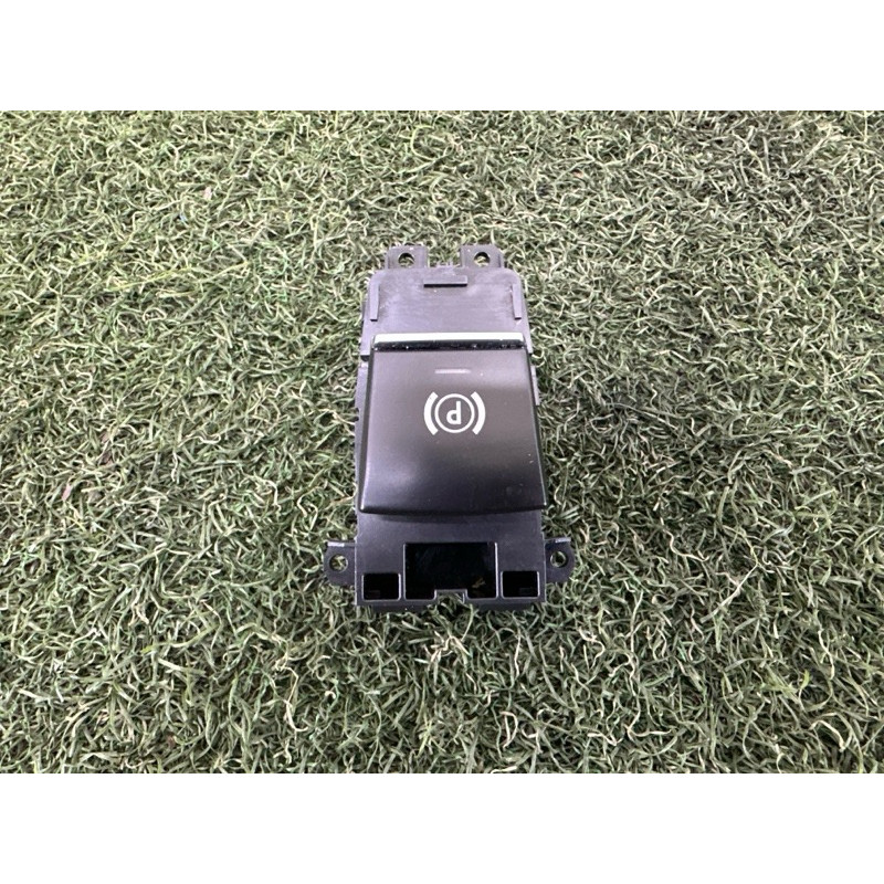 Кнопка стояночного тормоза (электрика / кнопки) BMW 5-series F10 2011 2.0 N47N 61319877890