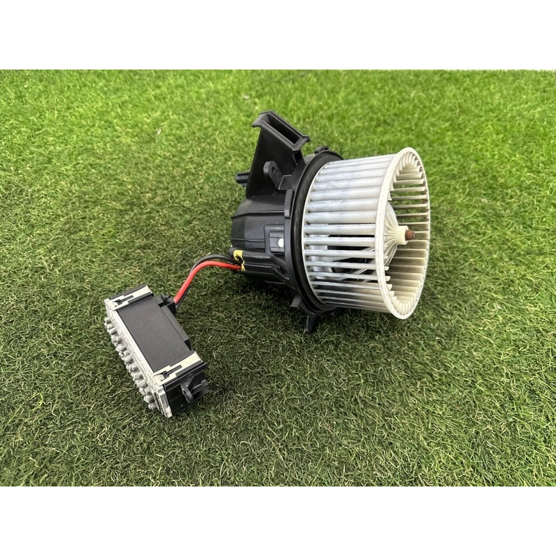 Мотор печки (отопление и кондиционирование) AUDI Q5 8R 2012 2.0 CAEB 8K1820021C