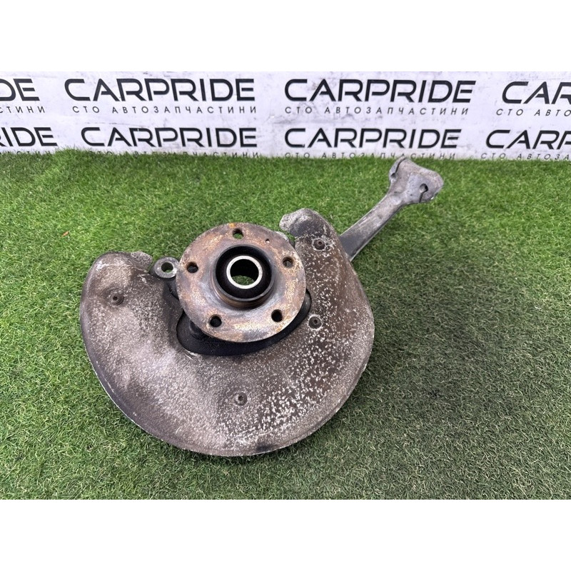 Поворотный кулак (подвеска) AUDI Q5 8R 2010 3.2 CALB 8K0407254AB