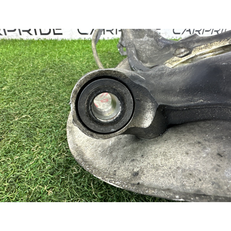 Поворотный кулак (подвеска) AUDI Q5 8R 2010 3.2 CALB 8K0407254AB