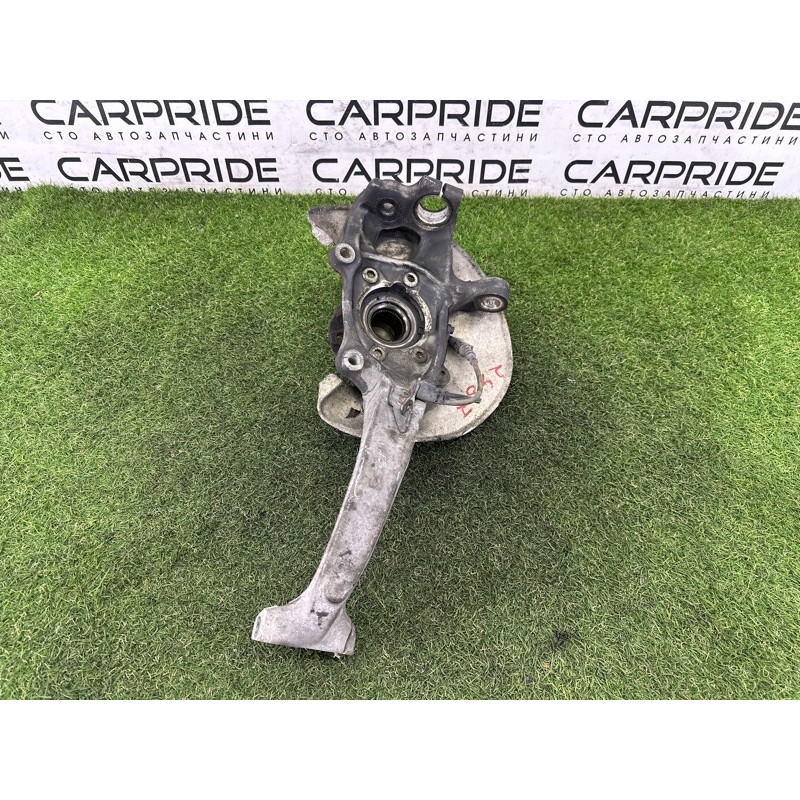 Поворотный кулак (подвеска) AUDI Q5 8R 2010 3.2 CALB 8K0407254AB