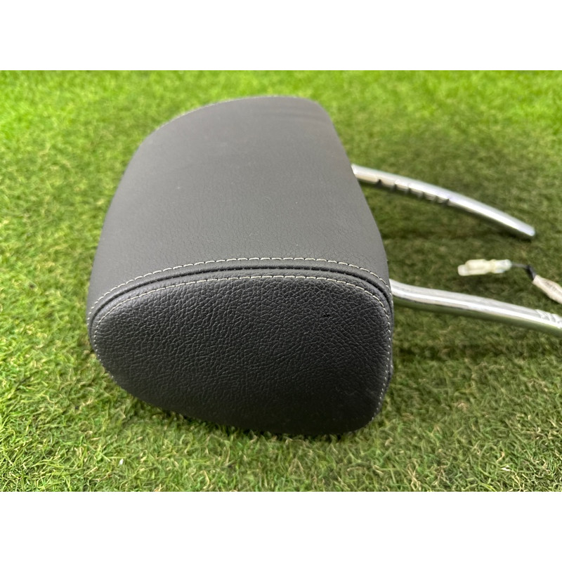 Підголівник (салон) BMW X3 F25 2013 3.0 N55B30 52107255866