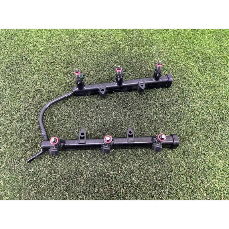 Топливная рампа (топливная система) Jeep Grand Cherokee WK2 2020 3.6 53034198AC