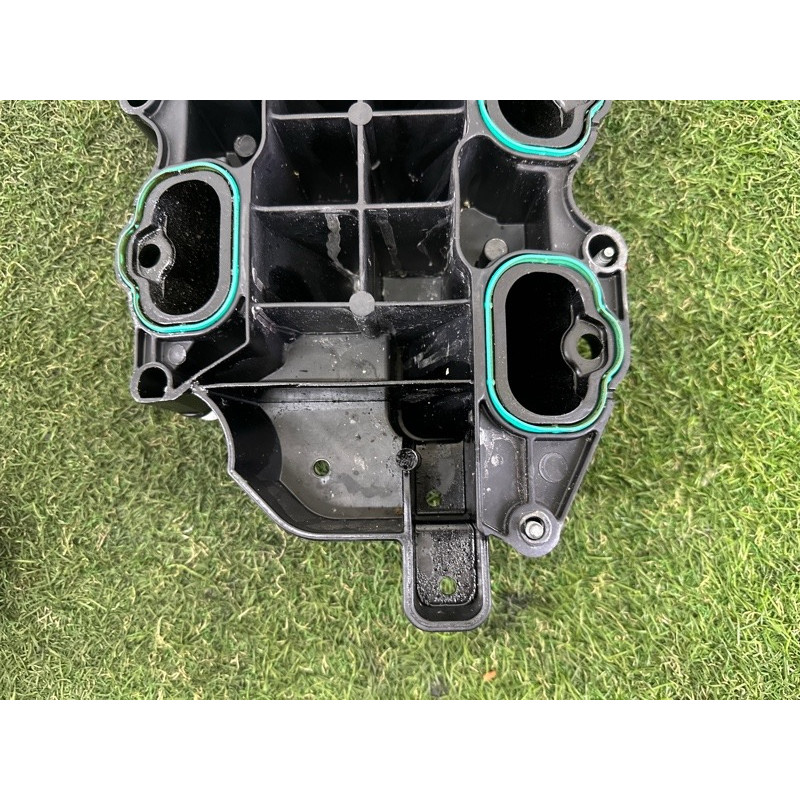 Впускний колектор (подача палива) Jeep Grand Cherokee WK2 2020 3.6 5281803AA