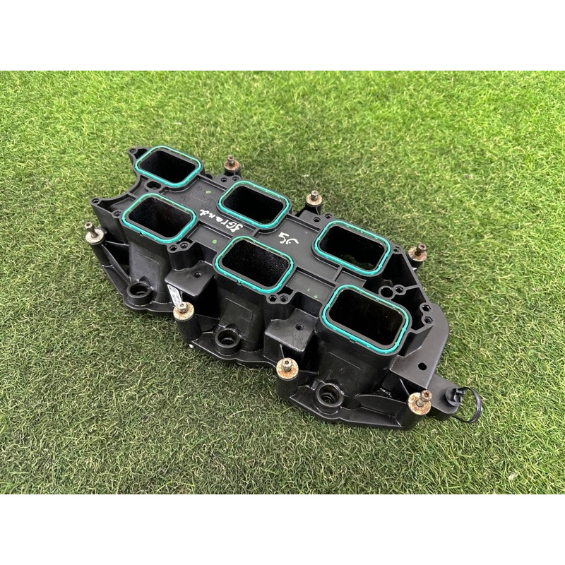 Коллектор впускной (впускная система) Jeep Grand Cherokee WK2 2017 5281803AA