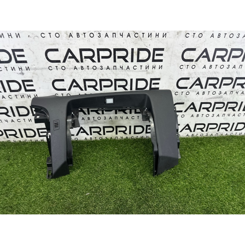 Накладка торпеды (салон) Nissan Rogue T33 2021 2.5 PR25DD 681046RR0A