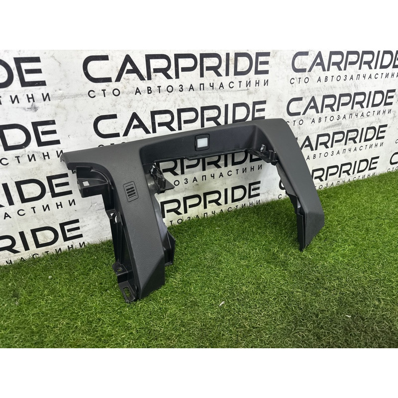 Накладка торпеды (салон) Nissan Rogue T33 2021 2.5 PR25DD 681046RR0A