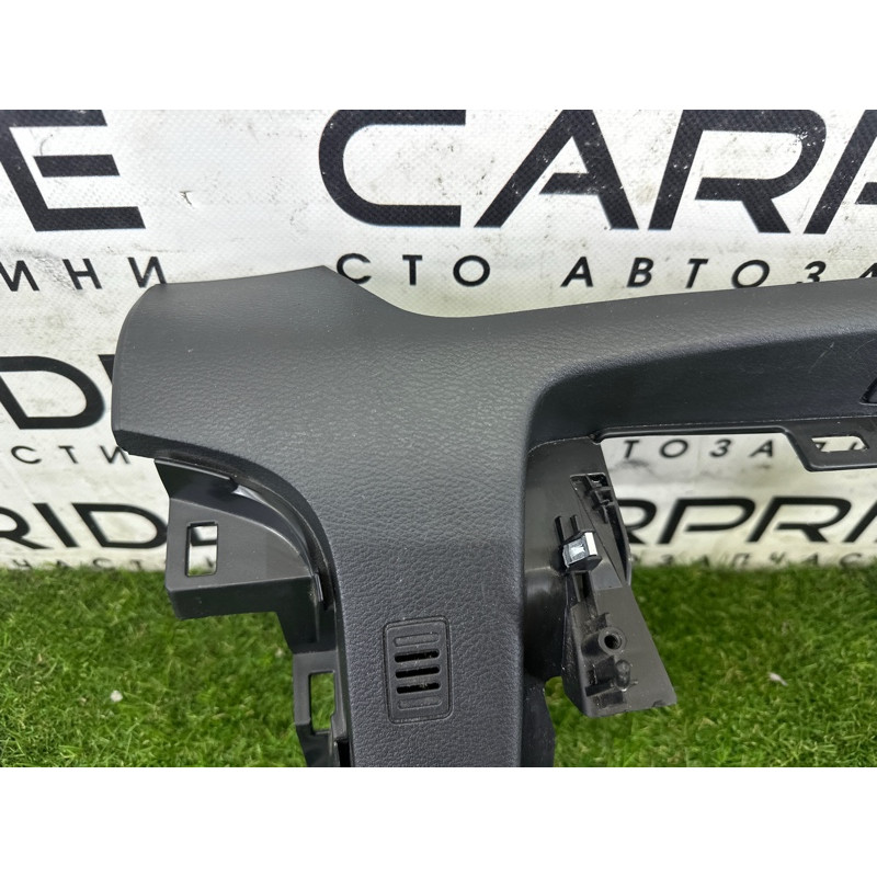 Накладка торпеды (салон) Nissan Rogue T33 2021 2.5 PR25DD 681046RR0A