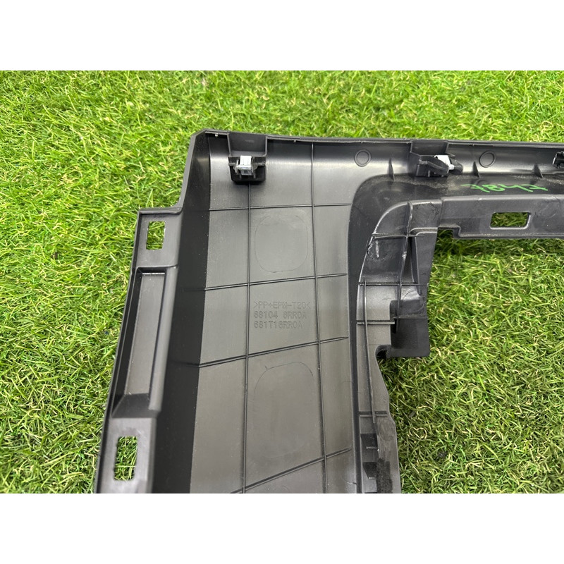 Накладка торпеды (салон) Nissan Rogue T33 2021 2.5 PR25DD 681046RR0A