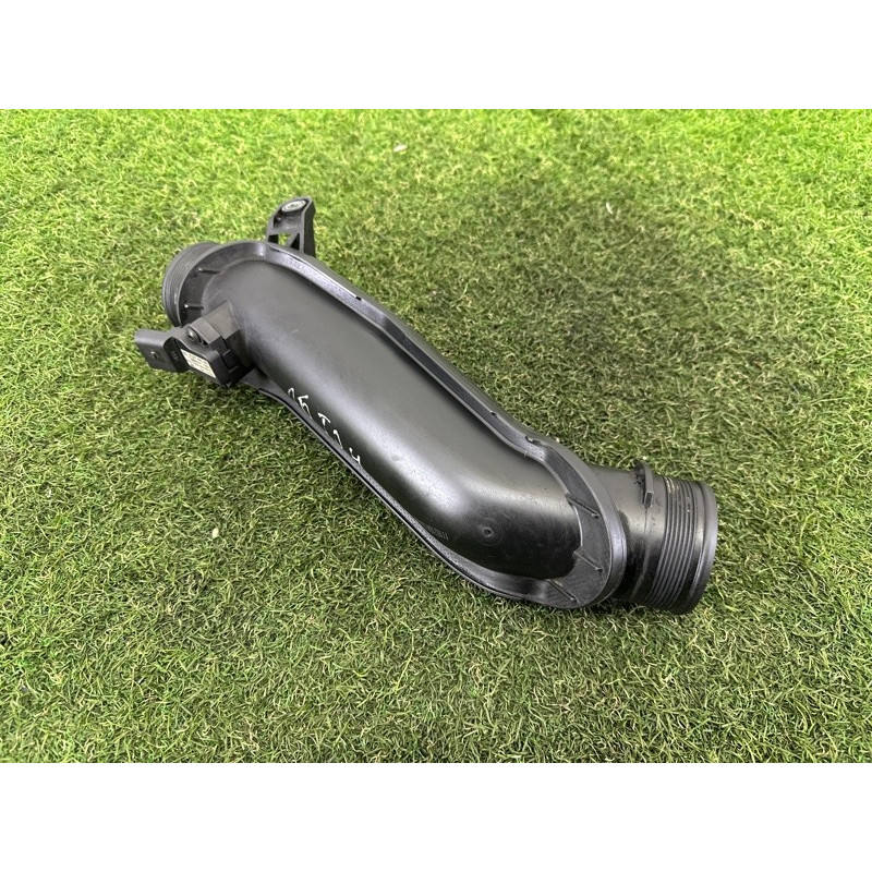 Патрубок интеркулера (двигатель и элементы) Volkswagen Touareg NF 2012 3.0 TDI 7P0145770