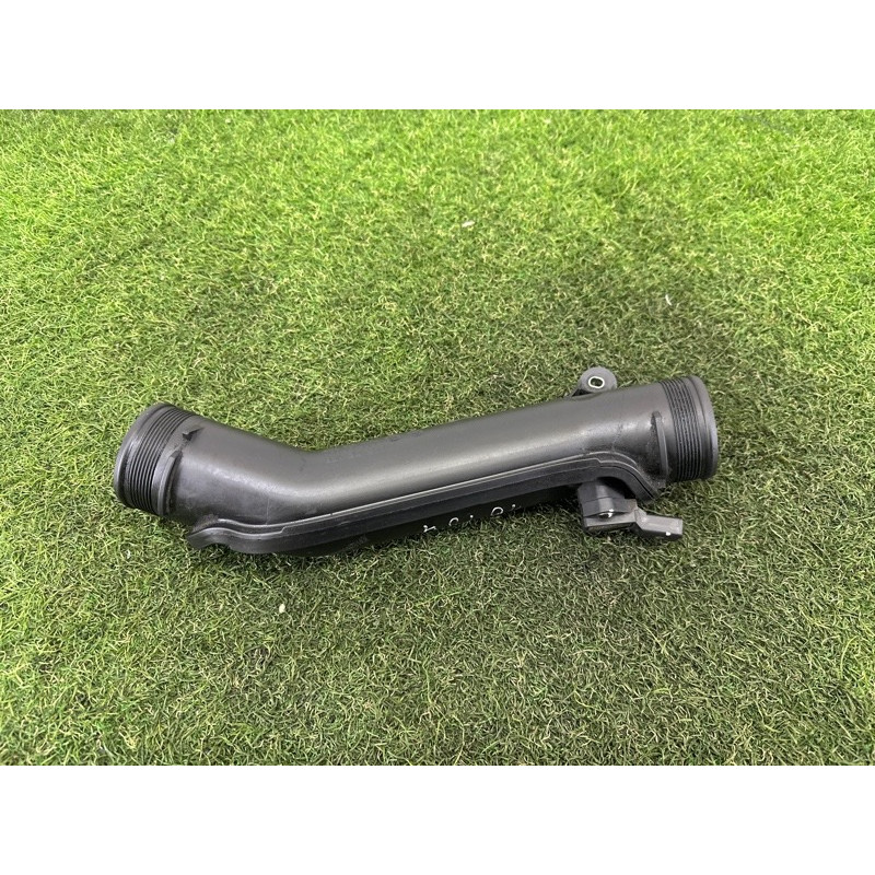 Патрубок интеркулера (двигатель и элементы) Volkswagen Touareg NF 2012 3.0 TDI 7P0145770