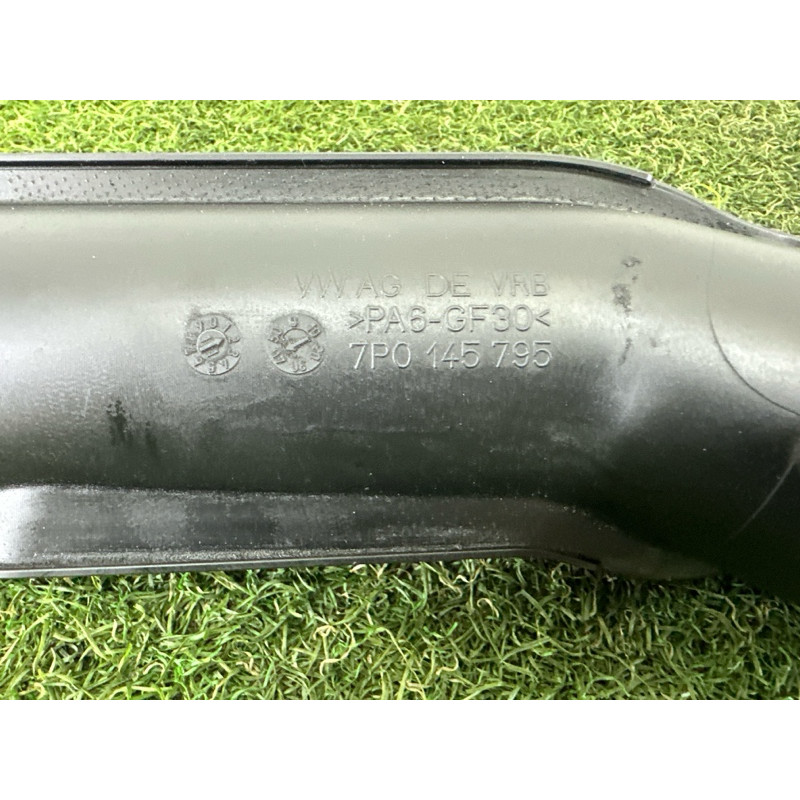 Патрубок интеркулера (двигатель и элементы) Volkswagen Touareg NF 2012 3.0 TDI 7P0145770