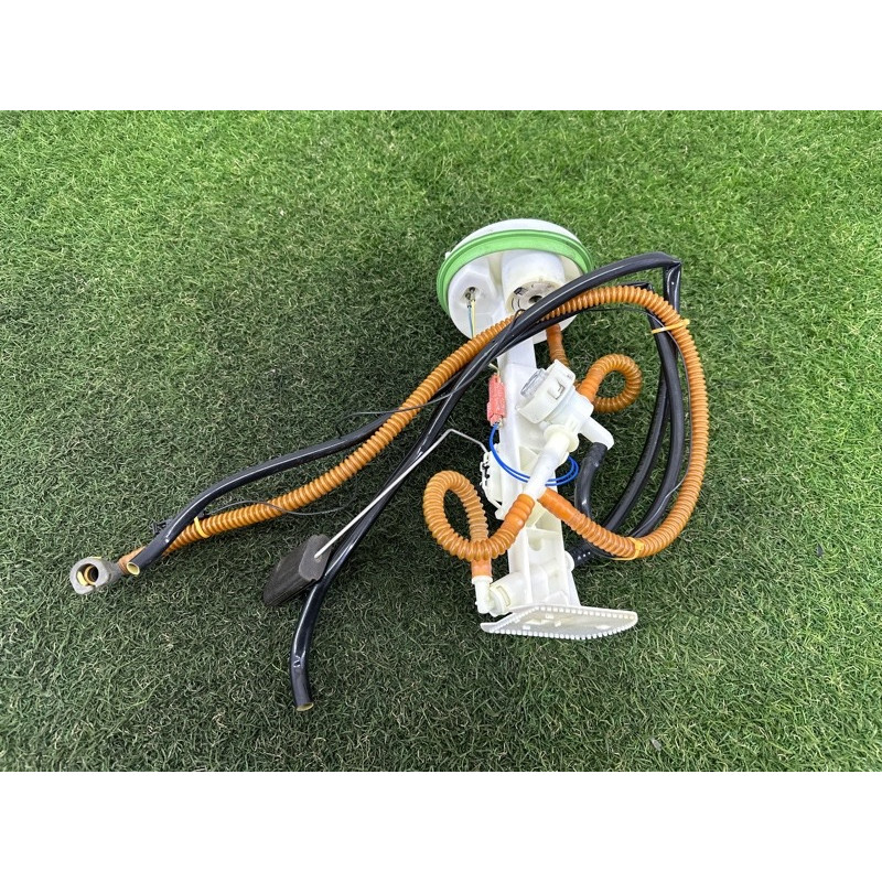 Датчик уровня топлива (электрика / датчики) BMW X5 E70 2013-2015 3.0 16117212587