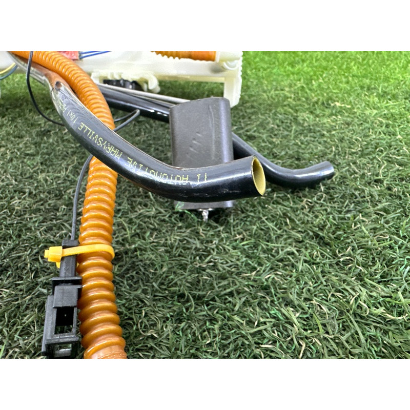 Датчик уровня топлива (электрика / датчики) BMW X5 E70 2013-2015 3.0 16117212587