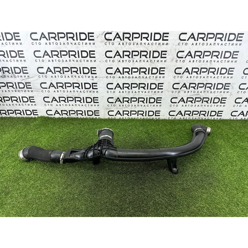 Патрубок интеркулера (двигатель и элементы) Volkswagen Touareg NF 2012 3.0 TDI 7P0145792