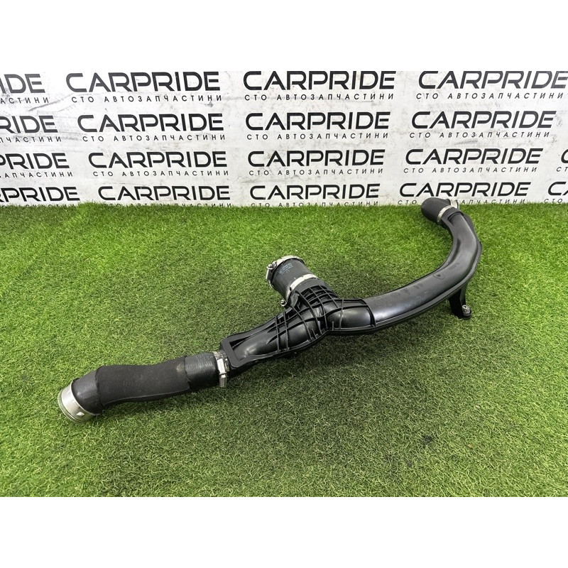 Патрубок интеркулера (двигатель и элементы) Volkswagen Touareg NF 2012 3.0 TDI 7P0145792