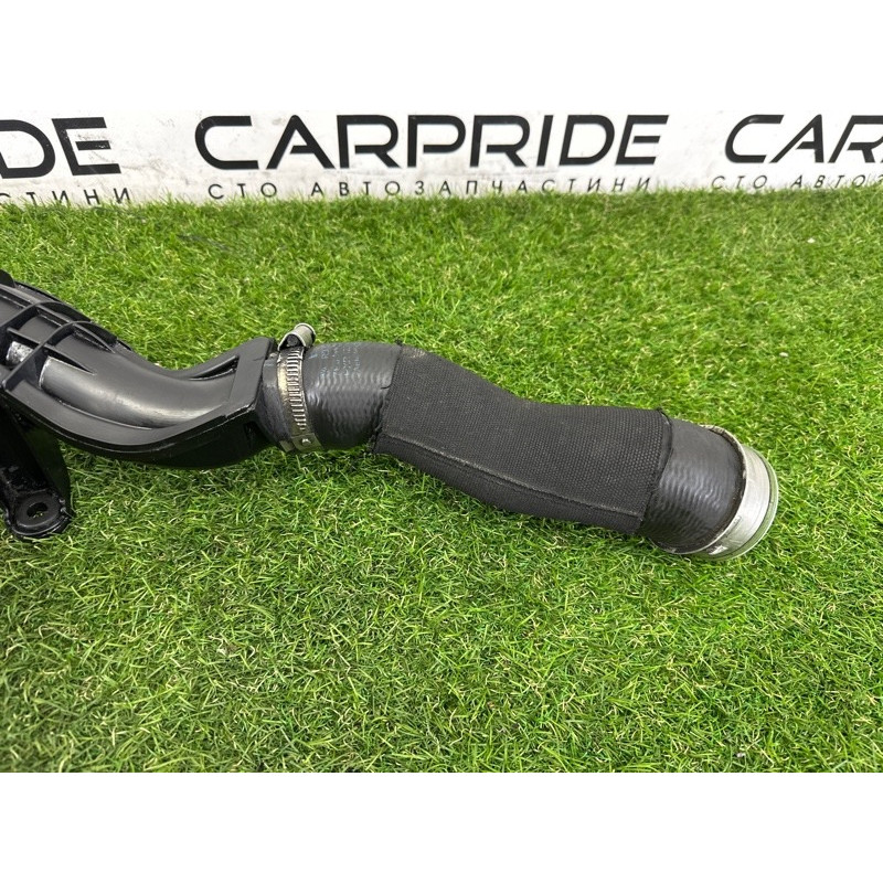 Патрубок интеркулера (двигатель и элементы) Volkswagen Touareg NF 2012 3.0 TDI 7P0145792