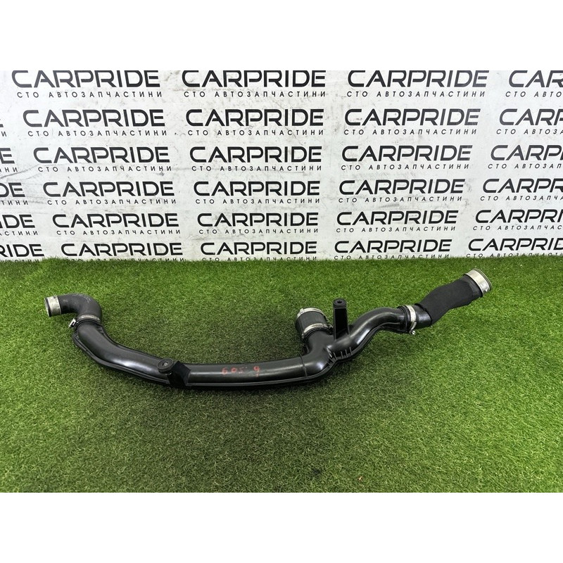 Патрубок интеркулера (двигатель и элементы) Volkswagen Touareg NF 2012 3.0 TDI 7P0145792