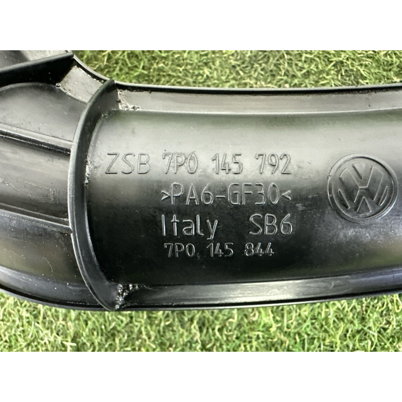 Патрубок интеркулера (двигатель и элементы) Volkswagen Touareg NF 2012 3.0 TDI 7P0145792