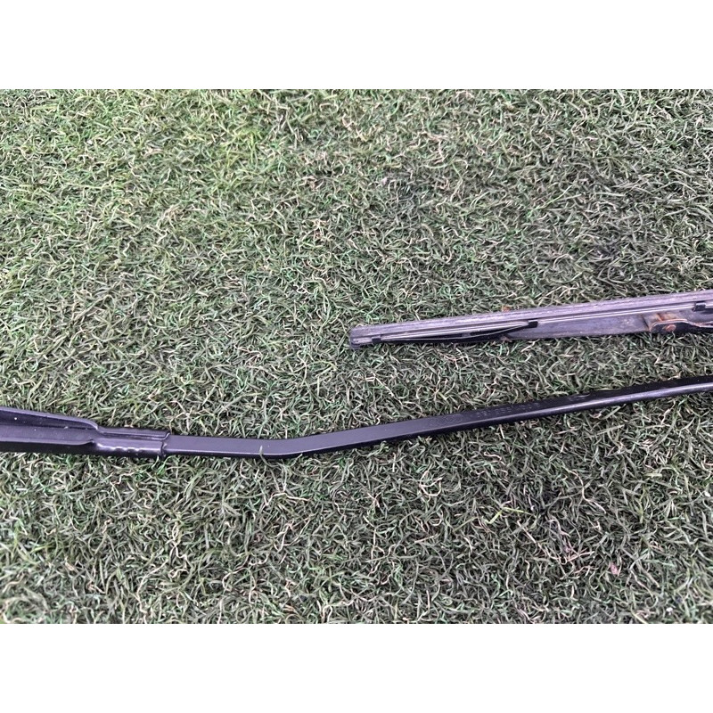 Поводок дворника (кузов и элементы) AUDI Q5 8R 2010 3.2 CALB 8R1955408B1P9