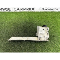 Крепление радиатора