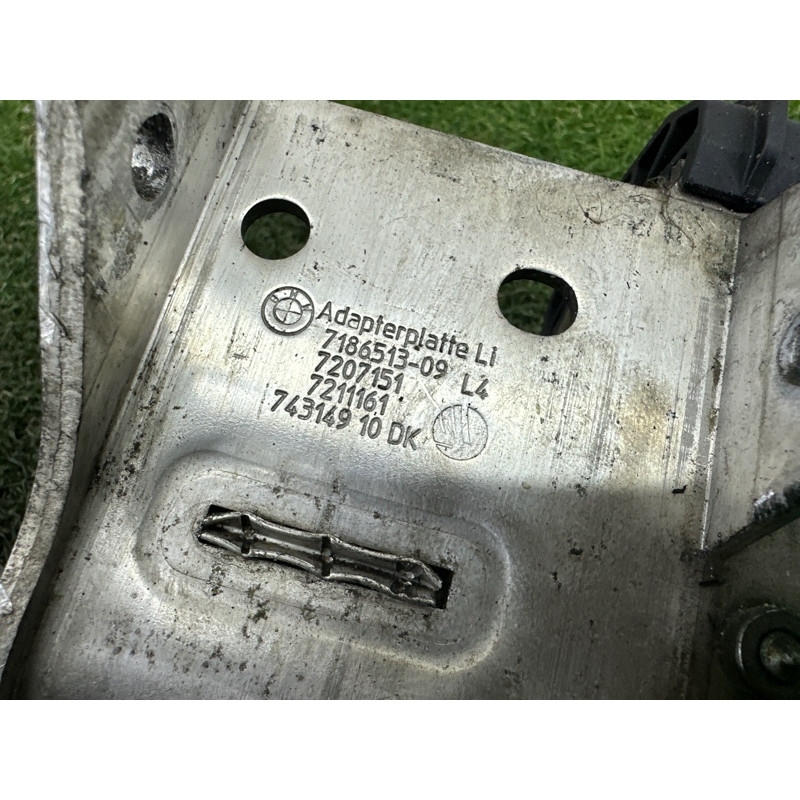 Крепление радиатора (кузов и элементы) BMW 7-series F01 2011 3.0 N54 17117583119