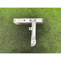 Кронштейн усилителя бампера