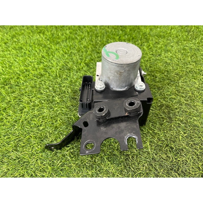 Блок abs (тормозная система) Nissan Rogue T33 2023 1.5 KR15DDT 476606RD1D