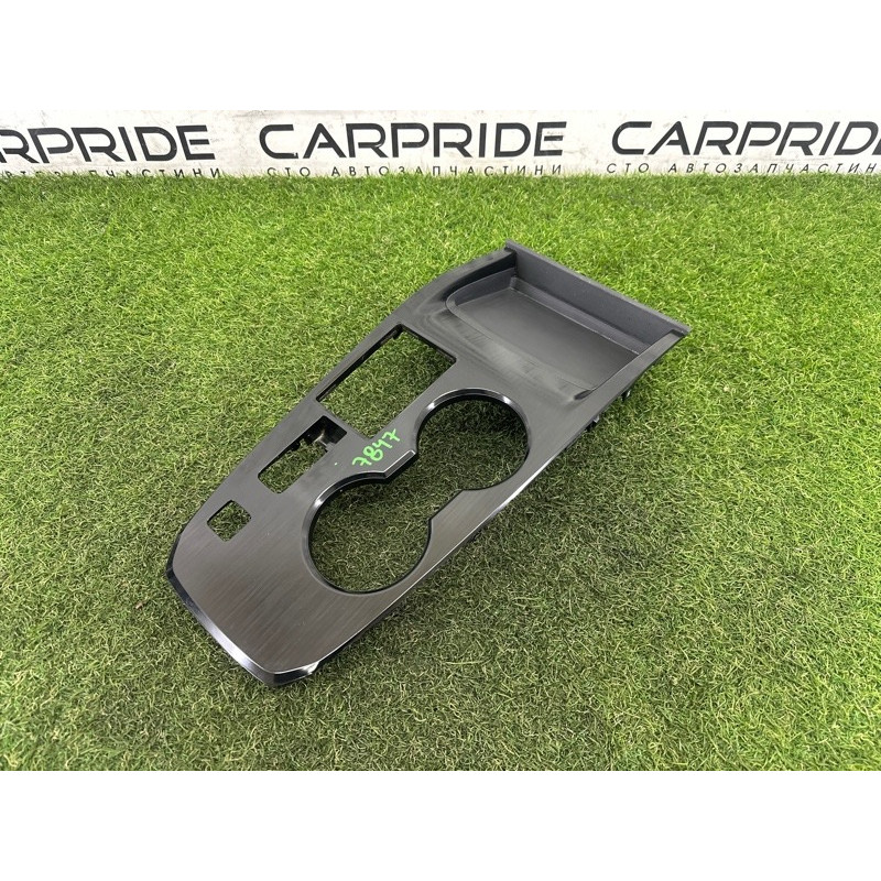 Накладка центральной консоли (салон) Nissan Rogue T33 2021 2.5 PR25DD 969416RR0A