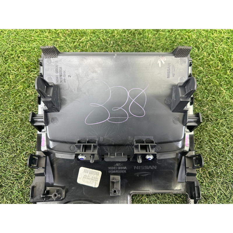 Накладка центральной консоли (салон) Nissan Rogue T33 2021 2.5 PR25DD 969416RR0A