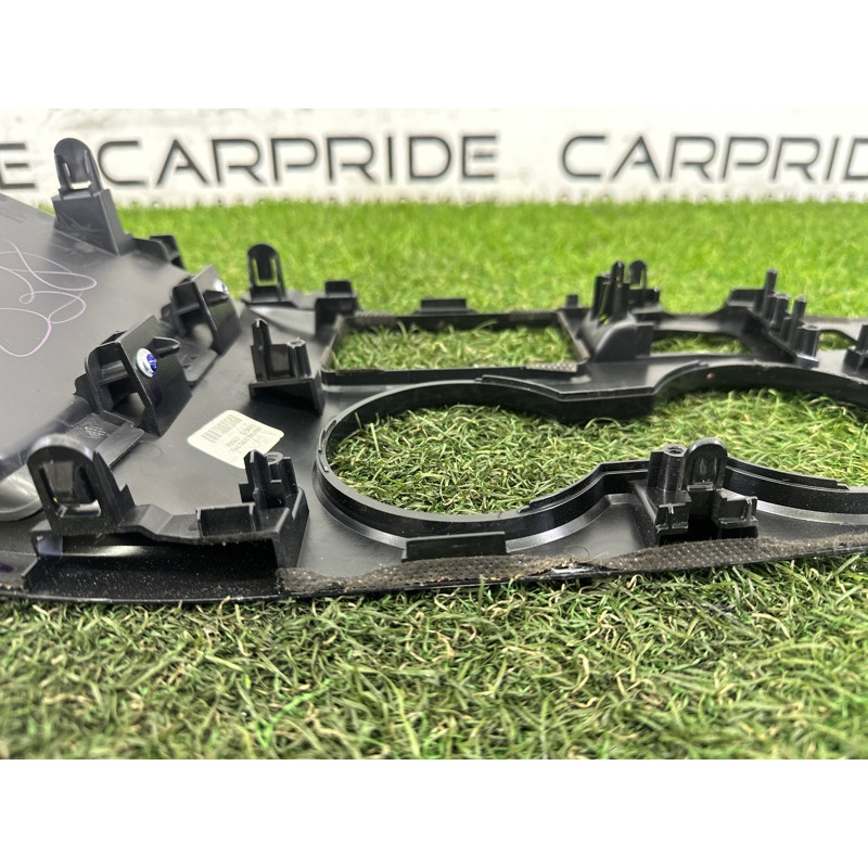 Накладка центральной консоли (салон) Nissan Rogue T33 2021 2.5 PR25DD 969416RR0A