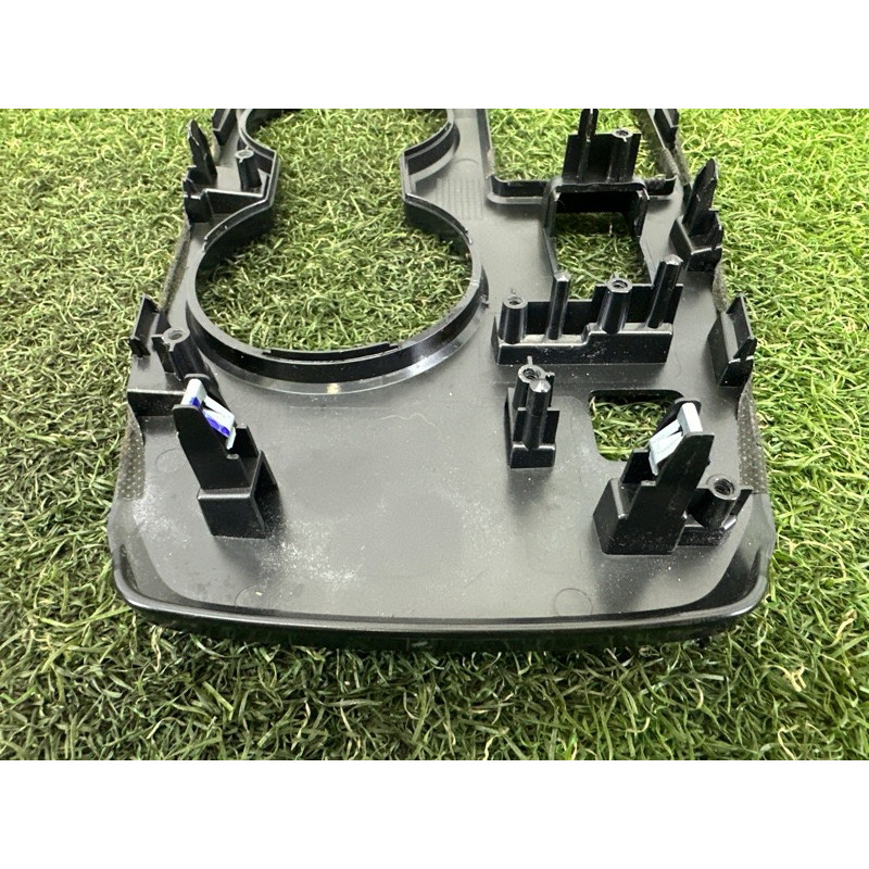 Накладка центральной консоли (салон) Nissan Rogue T33 2021 2.5 PR25DD 969416RR0A