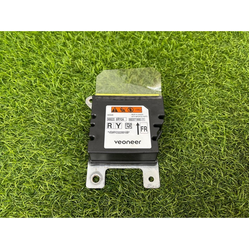 Блок управління airbag (airbag/безопасность) Nissan Rogue T33 2023 1.5 KR15DDT 988206RY9A