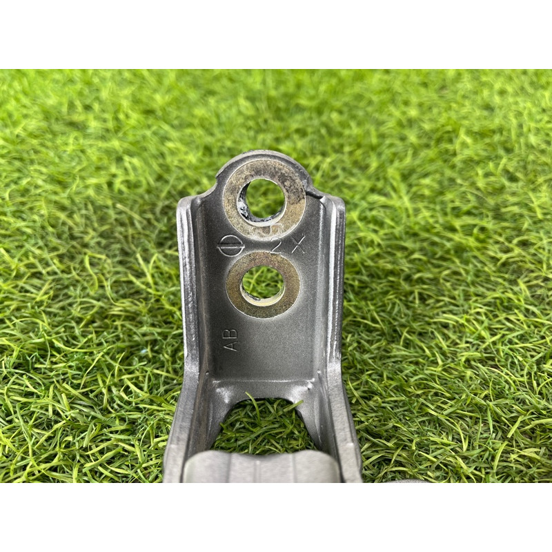 Петля двери (кузов и элементы) Nissan Rogue T33 2023 1.5 KR15DDT 804016RR0A