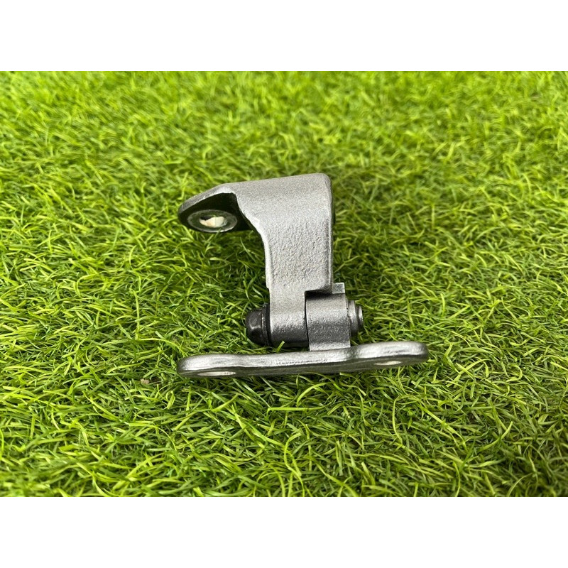 Петля двери (кузов и элементы) Nissan Rogue T33 2023 1.5 KR15DDT 824006RR0A