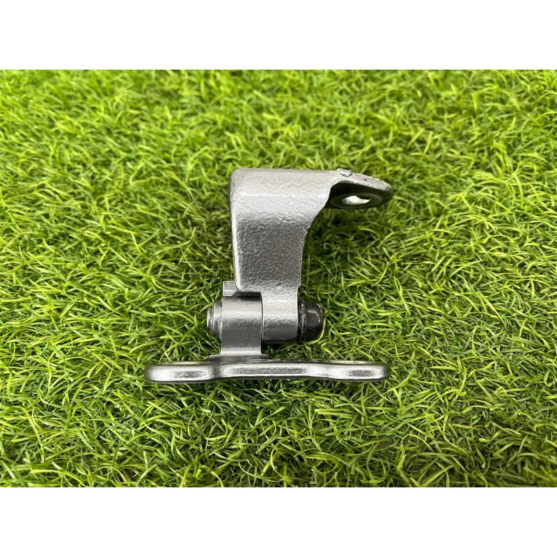 Петля двери (кузов и элементы) Nissan Rogue T33 2023 1.5 KR15DDT 824016RR0A