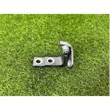 Петля двери