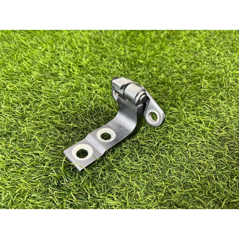 Петля двери (кузов и элементы) Nissan Rogue T33 2023 1.5 KR15DDT 824216RR0A