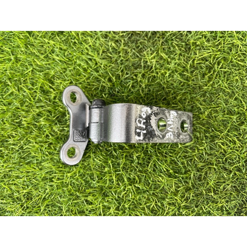 Петля двери (кузов и элементы) Nissan Rogue T33 2023 1.5 KR15DDT 824216RR0A