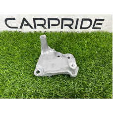 Кронштейн радиатора EGR