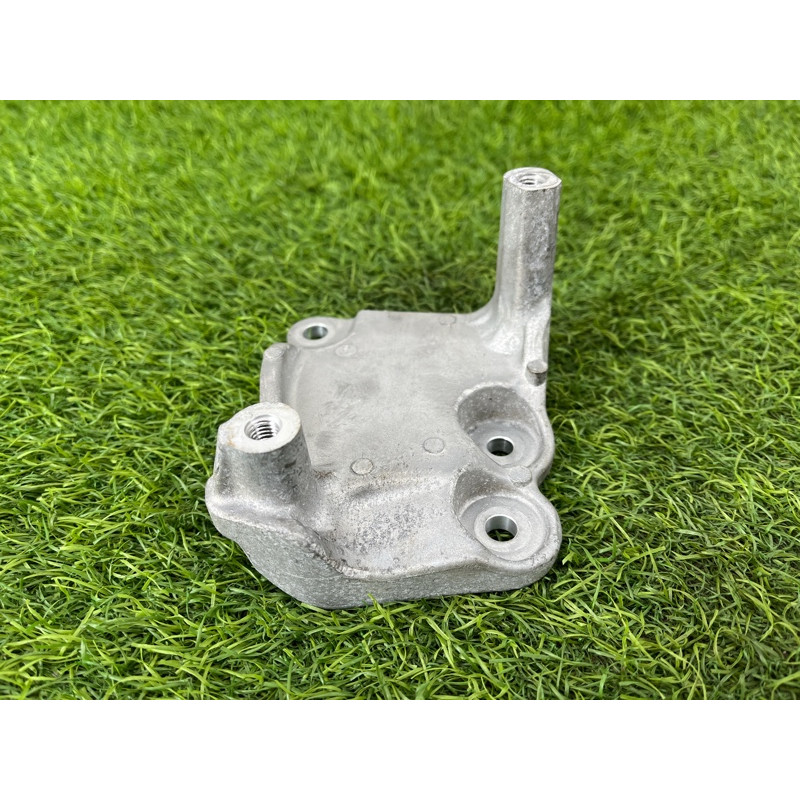 Кронштейн радиатора EGR (кронштейны двигателя) Nissan Rogue T33 2023 1.5 KR15DDT 147176RC2B