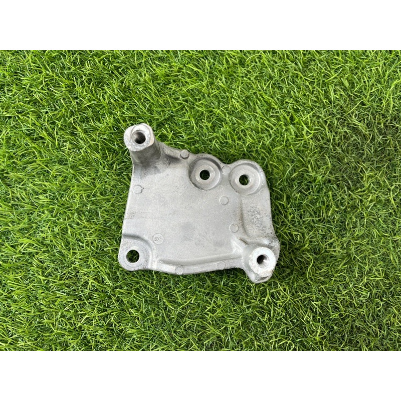 Кронштейн радиатора EGR (кронштейны двигателя) Nissan Rogue T33 2023 1.5 KR15DDT 147176RC2B