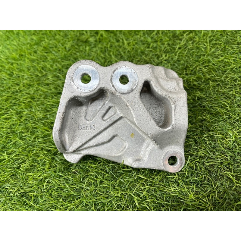 Кронштейн радиатора EGR (кронштейны двигателя) Nissan Rogue T33 2023 1.5 KR15DDT 147176RC2B