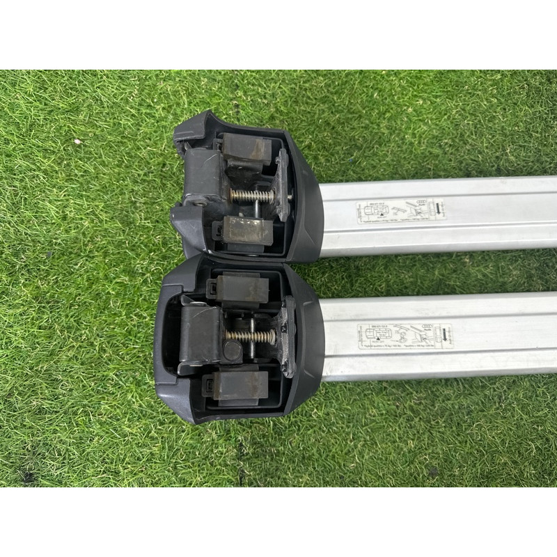 Рейлінги на дах (кузов і елементи) AUDI Q5 8R 2012 2.0 CAEB 8R0071151AA