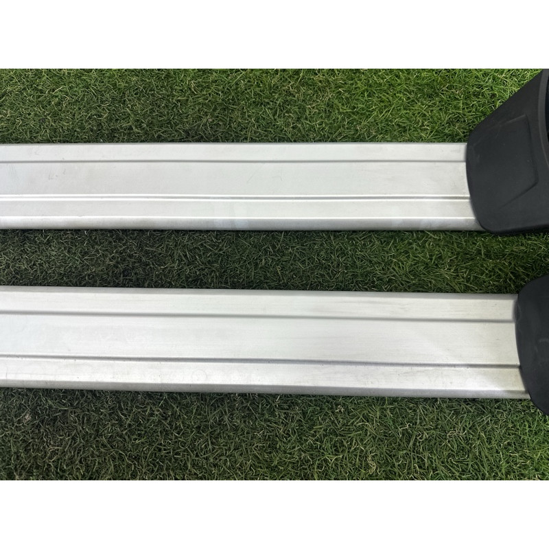 Рейлінги на дах (кузов і елементи) AUDI Q5 8R 2012 2.0 CAEB 8R0071151AA