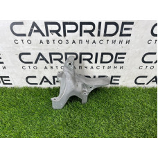 Кронштейн генератора