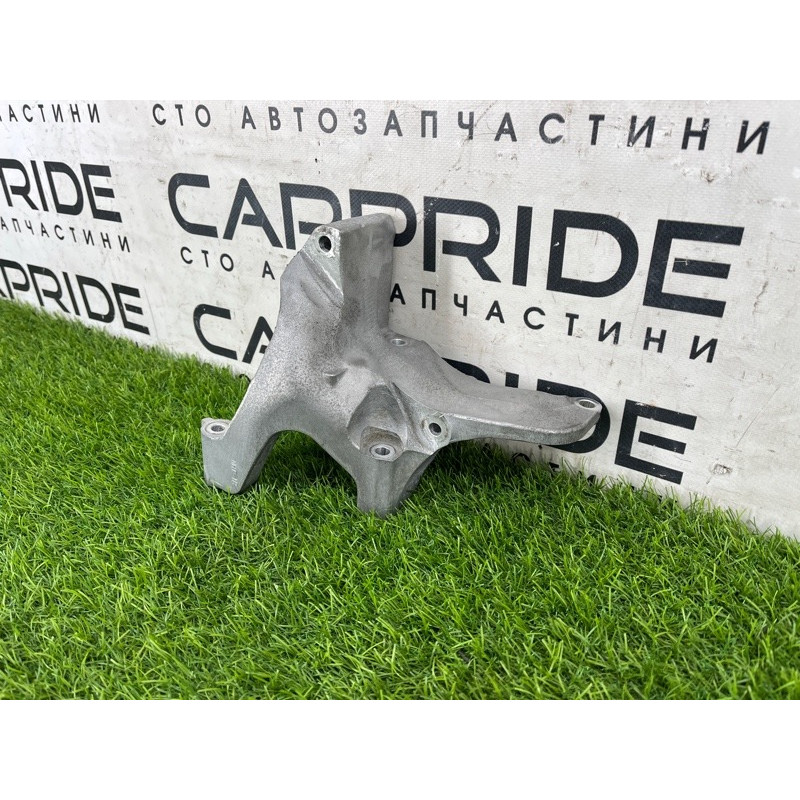 Кронштейн генератора (кронштейны двигателя) Nissan Rogue T33 2023 1.5 KR15DDT 119106RC2A