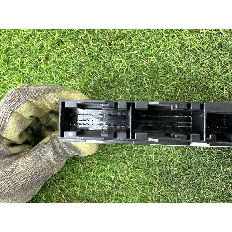 Блок управления сиденьем (электрика / блоки управления) BMW 5-series F10 2015 2.0 N20 61359459673