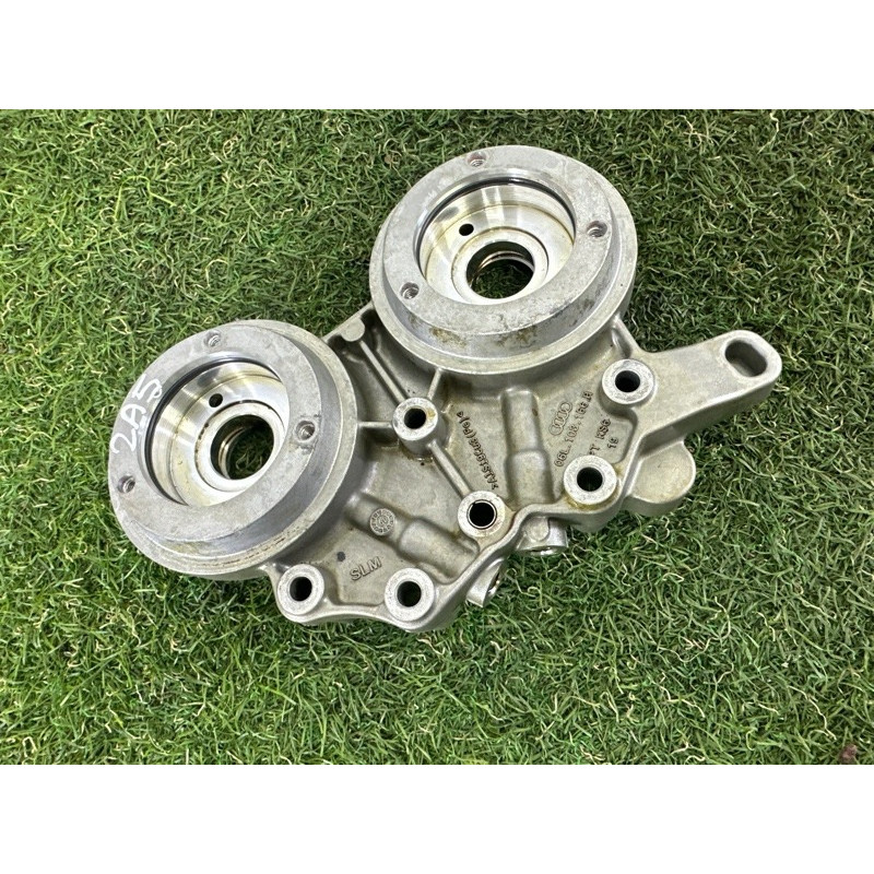 Опорный кронштейн распредвала (двигатель и элементы) AUDI A5 F5 2020 2.0 CYMC 06L103144H